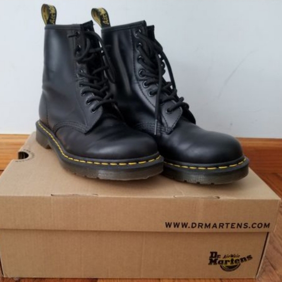 dr martens modern classics